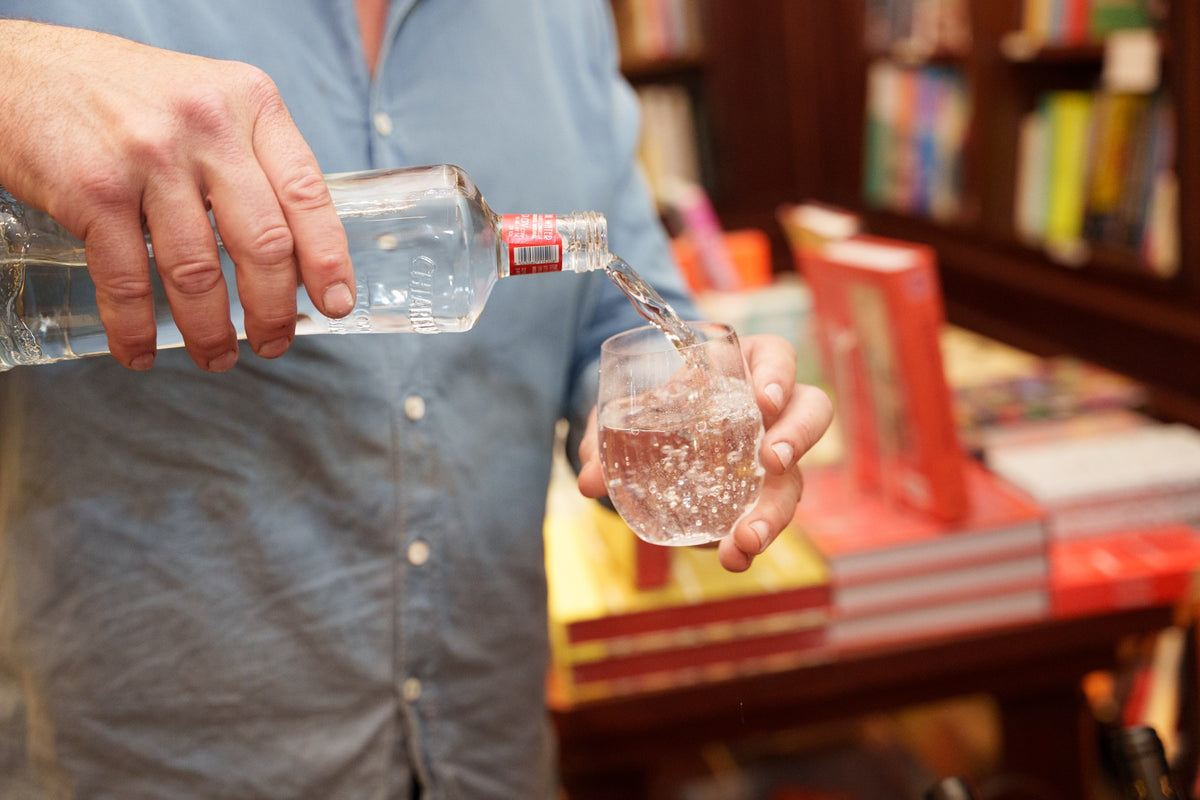 Pouring Chiarella between the books